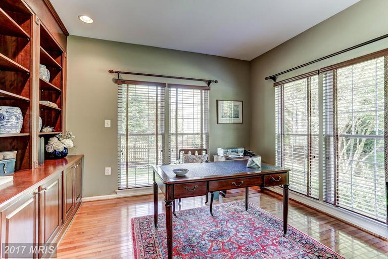 1337 MOORE PLACE SOUTHWEST, Leesburg, VA 20175