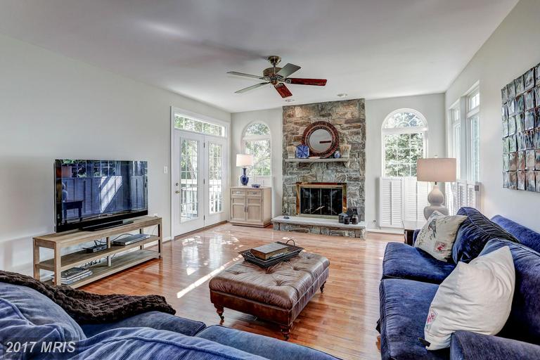 1337 MOORE PLACE SOUTHWEST, Leesburg, VA 20175