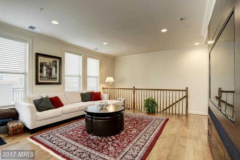 19331 NEWTON PASS SQUARE, Leesburg, VA 20176