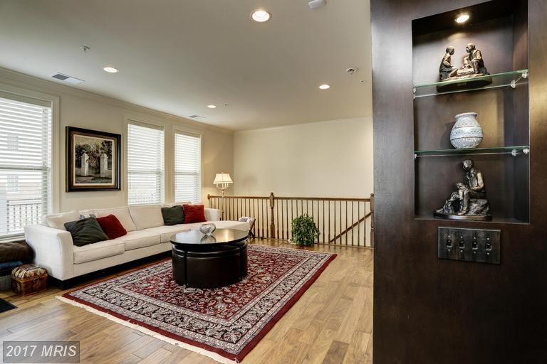 19331 NEWTON PASS SQUARE, Leesburg, VA 20176