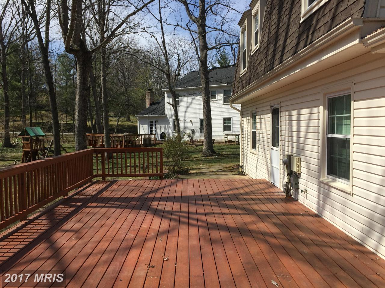 10913 HUNT CLUB RD, Reston, VA 20190
