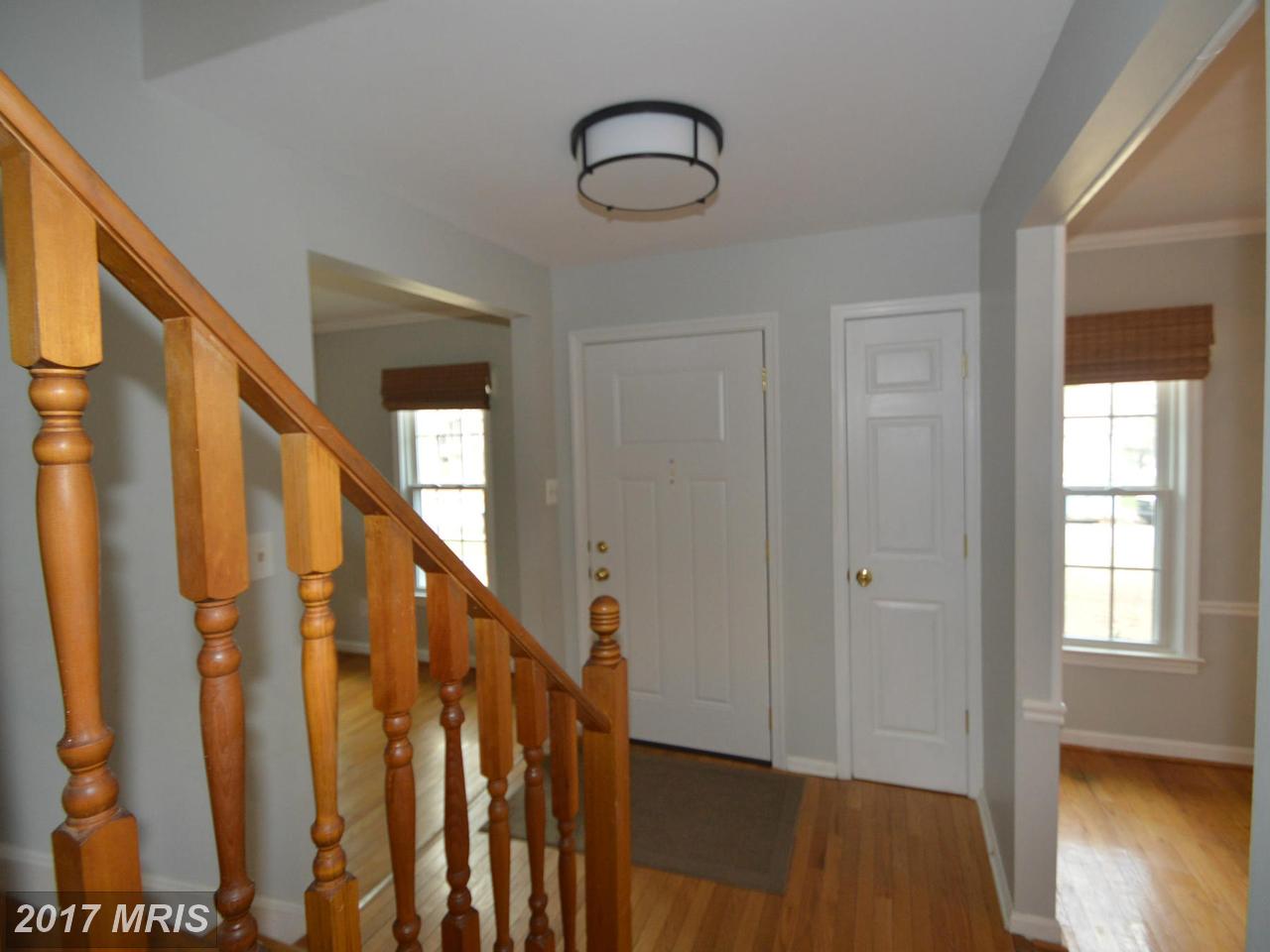 10913 HUNT CLUB RD, Reston, VA 20190