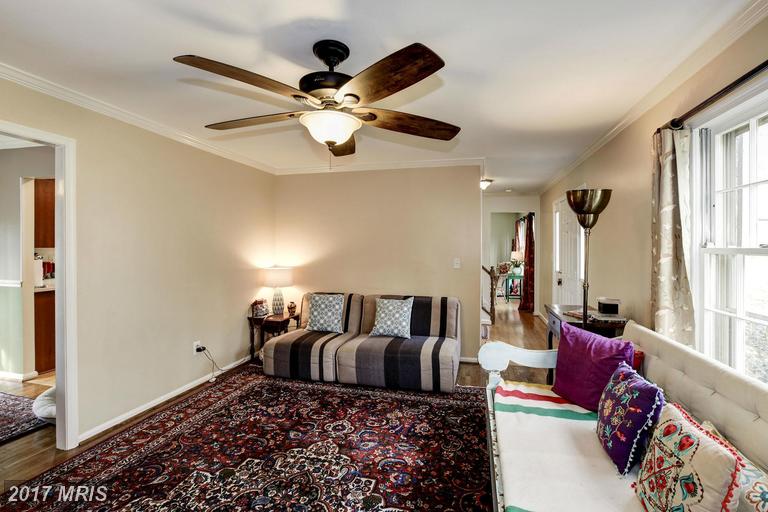 6927 COLBURN DRIVE, Annandale, VA 22003