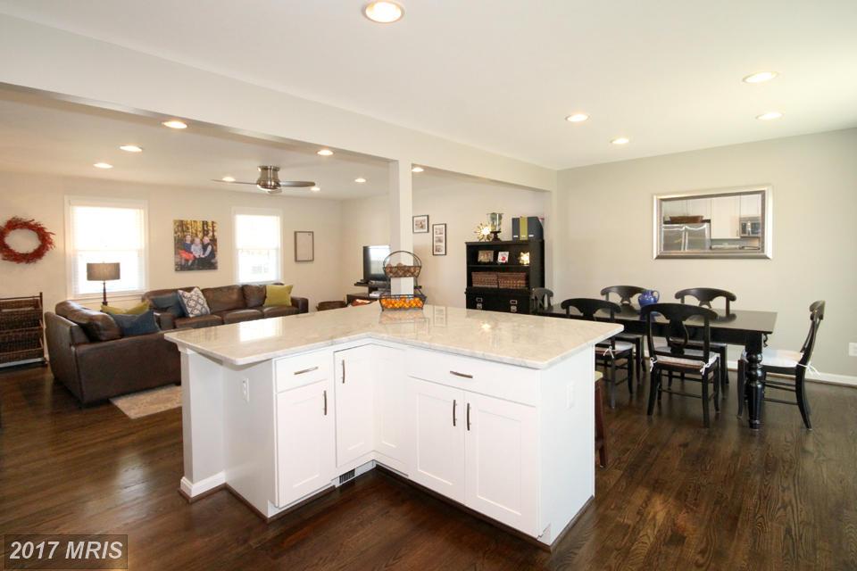 8809 WILLOWRIDGE LN, Annandale, VA 22003
