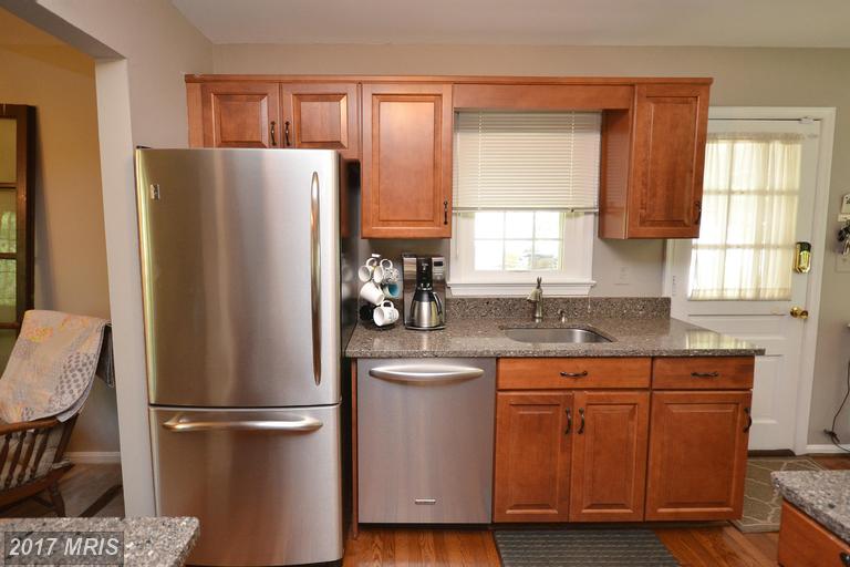 7422Beverly Manor Dr, Annandale, VA 22003