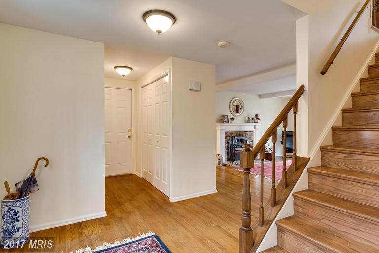 5968 NEW ENGLAND WOODS DRIVE, Burke, VA 22015