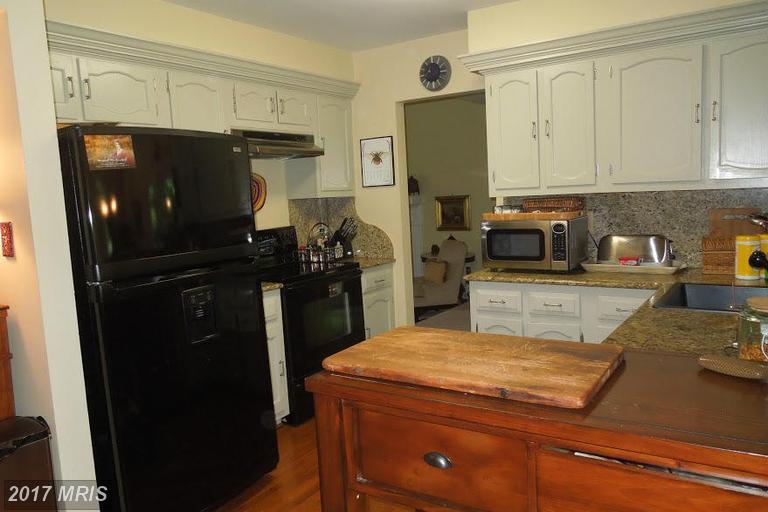 9519 HEATHWOOD COURT, Burke, VA 22015