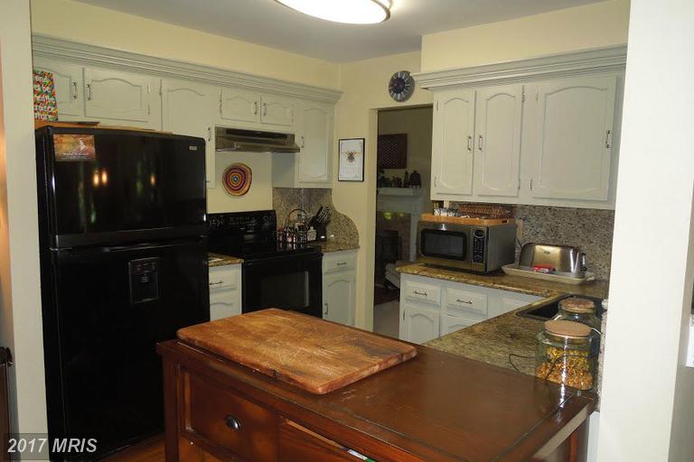 9519 HEATHWOOD COURT, Burke, VA 22015
