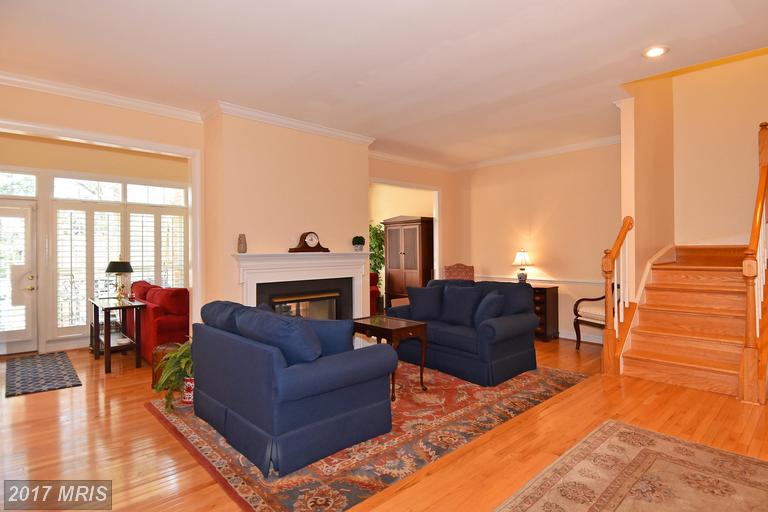 10502 JAMES WREN WAY, Fairfax, VA 22030