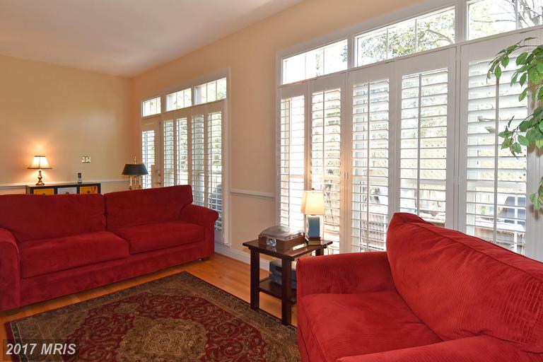 10502 JAMES WREN WAY, Fairfax, VA 22030