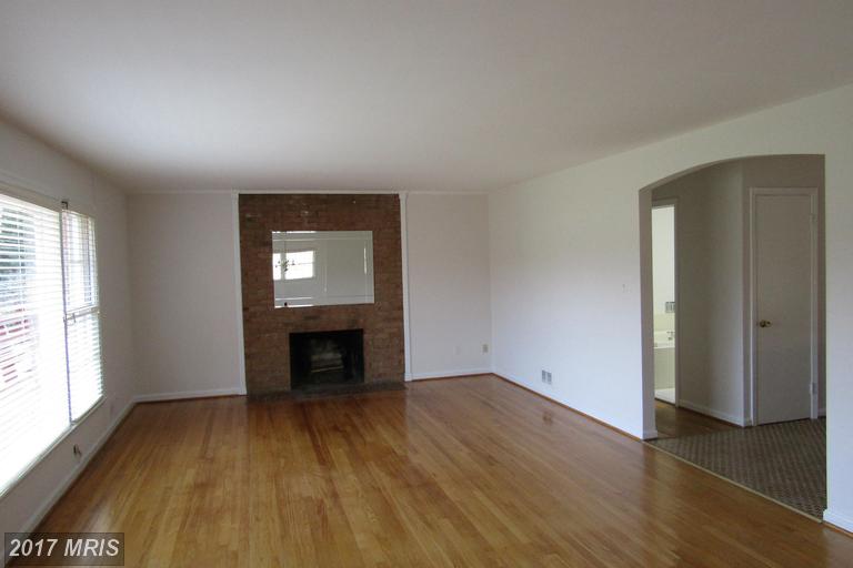 11015 BRADDOCK ROAD, Fairfax, VA 22030