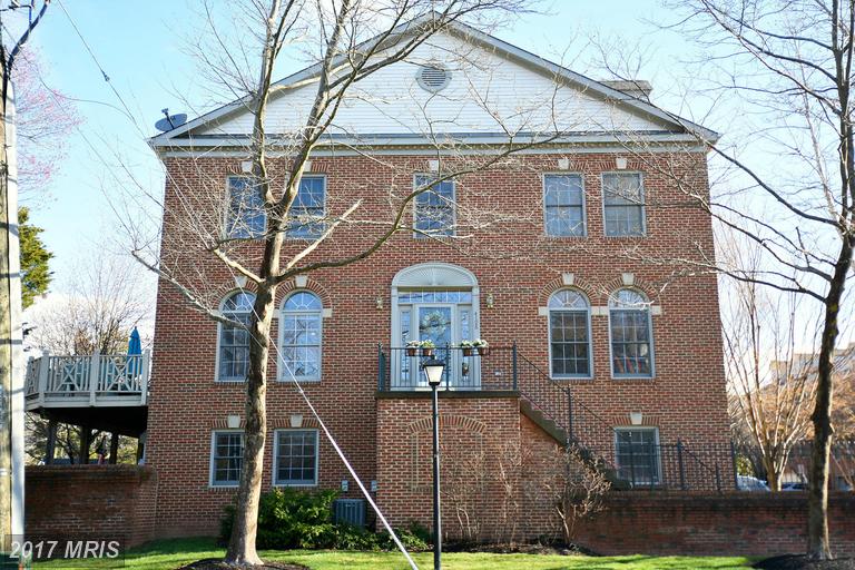 4198 LORD CULPEPER LANE, Fairfax, VA 22030