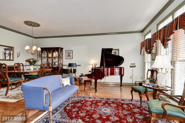 10508 JAMES WREN WAY, Fairfax, VA 22030