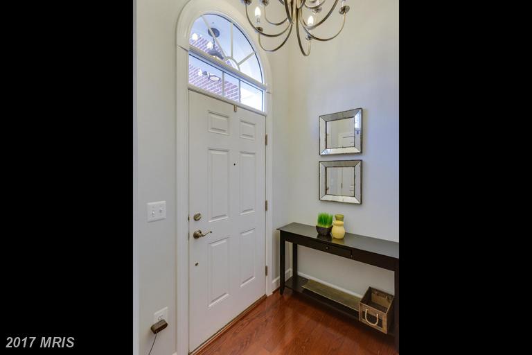 4056 Glendale Way, Fairfax, VA 22030