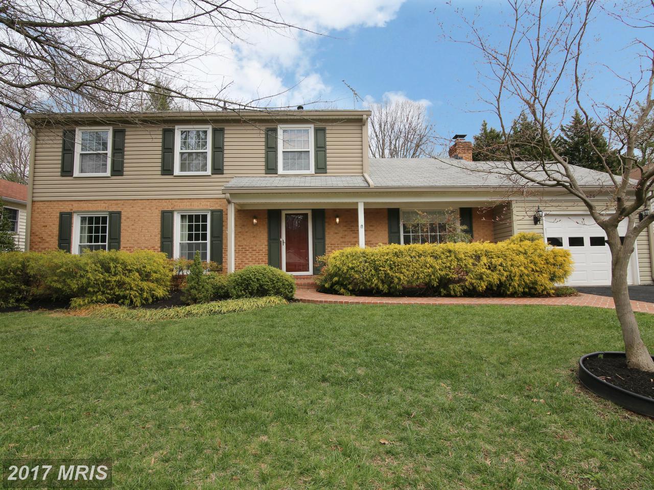 10826 PAYNES CHURCH DR, Fairfax, VA 22032