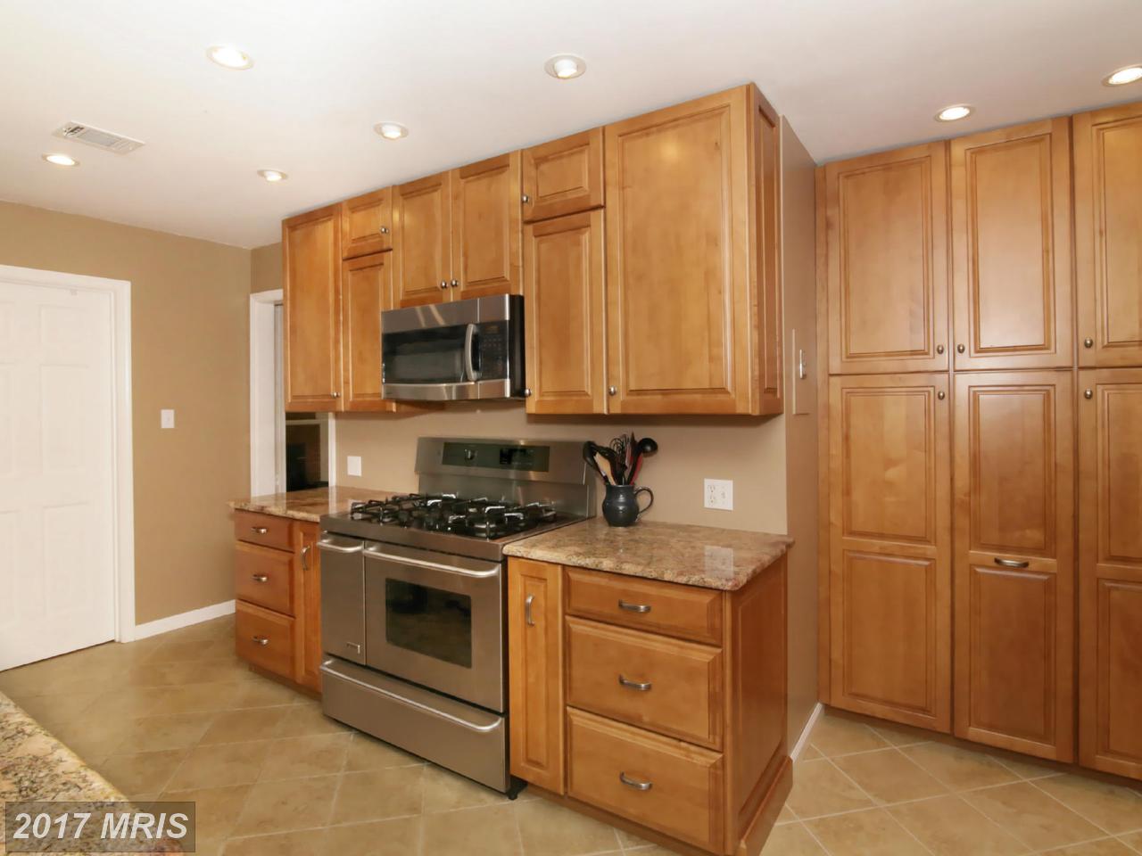 10826 PAYNES CHURCH DR, Fairfax, VA 22032