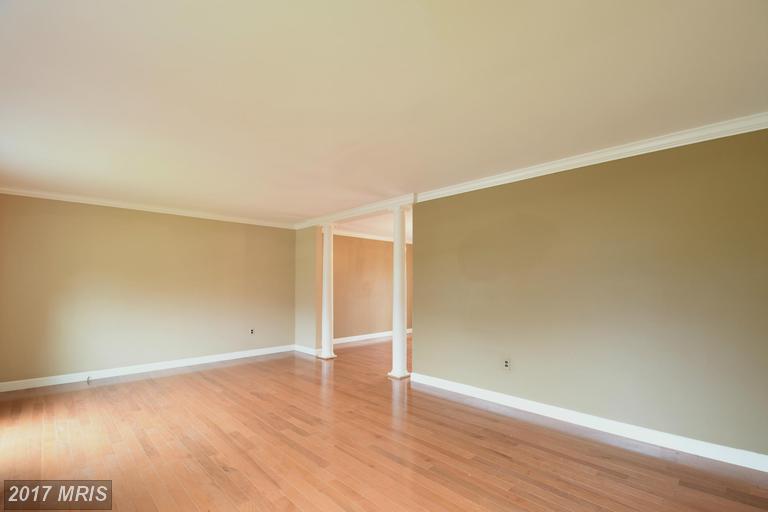 10711 Colton Street, Fairfax, VA 22032