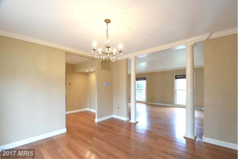 10711 Colton Street, Fairfax, VA 22032