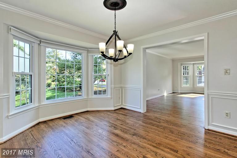 9108 WOOD POINTE WAY, Fairfax Station, VA 22039