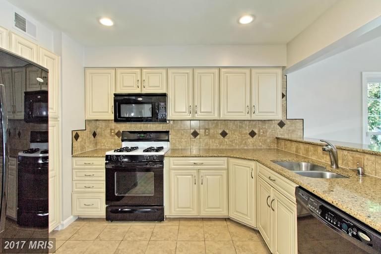 9108 WOOD POINTE WAY, Fairfax Station, VA 22039