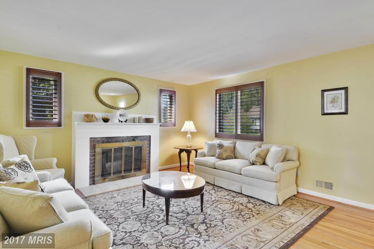 3015 FAIRMONT STREET, Falls Church, VA 22042