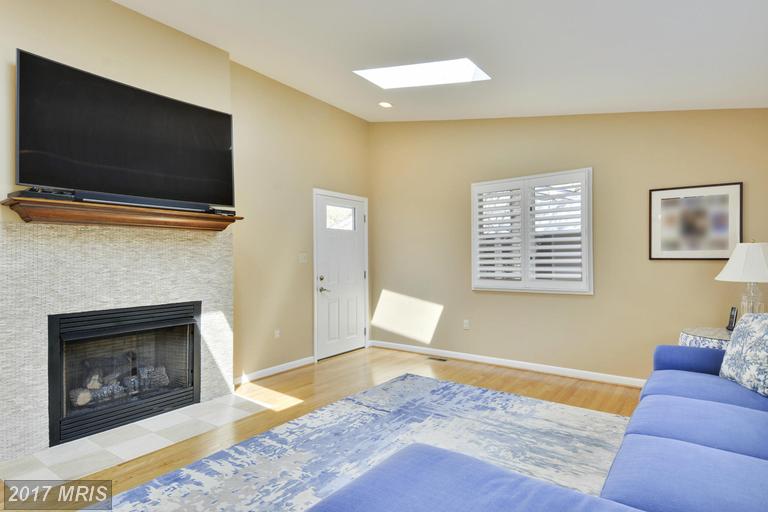 3015 FAIRMONT STREET, Falls Church, VA 22042