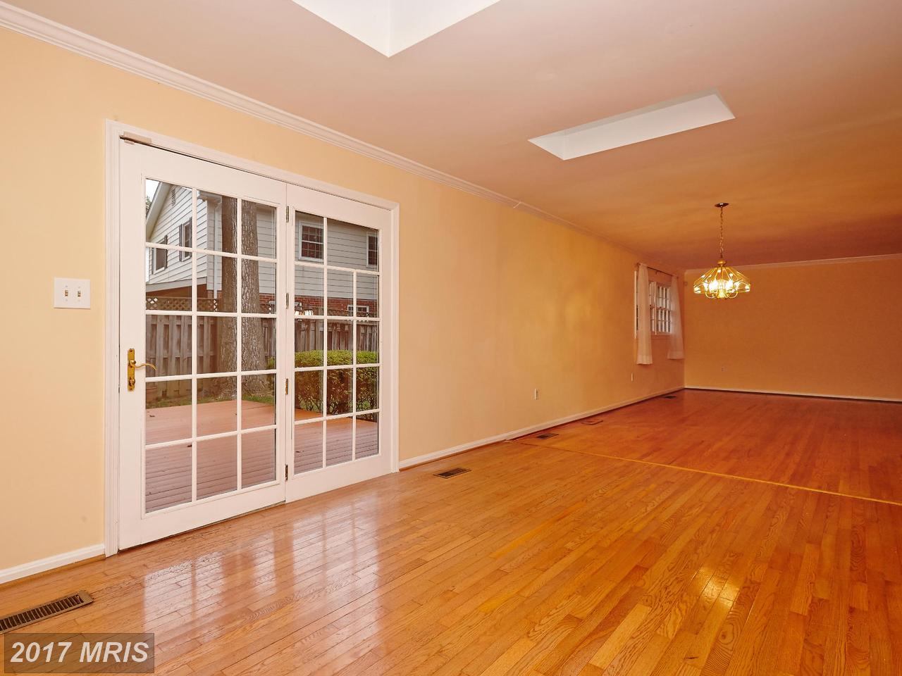 2012 FRIENDSHIP LN, Falls Church, VA 22043