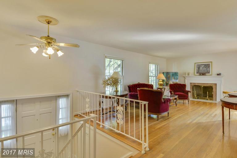 2621 WEST STREET, Falls Church, VA 22046