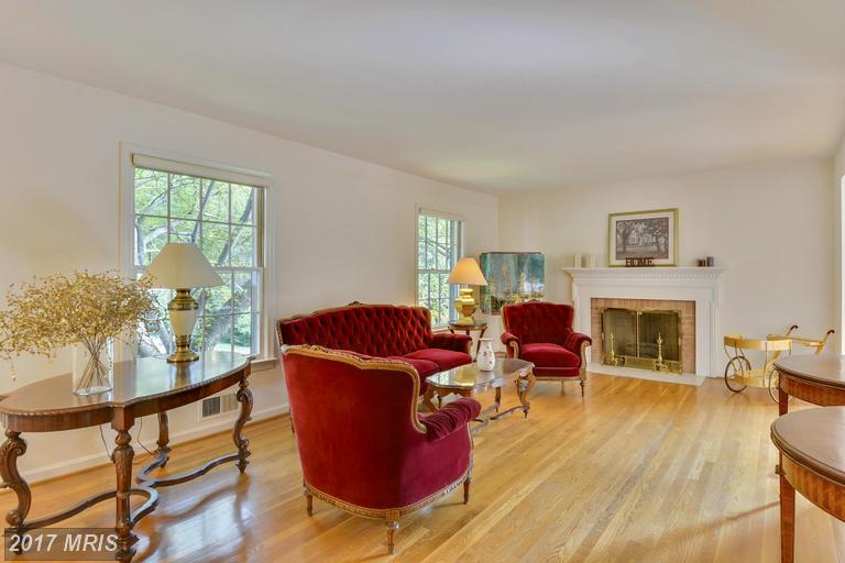 2621 WEST STREET, Falls Church, VA 22046