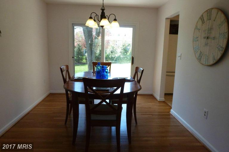 812 CONSTELLATION DRIVE, Great Falls, VA 22066