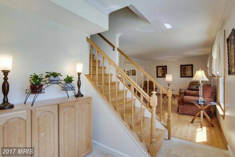 8802 NEWELL COURT, Springfield, VA 22153
