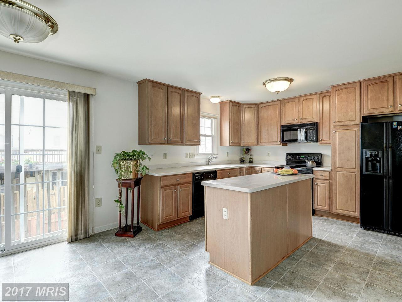 2009 PIERIS CT, Vienna, VA 22182