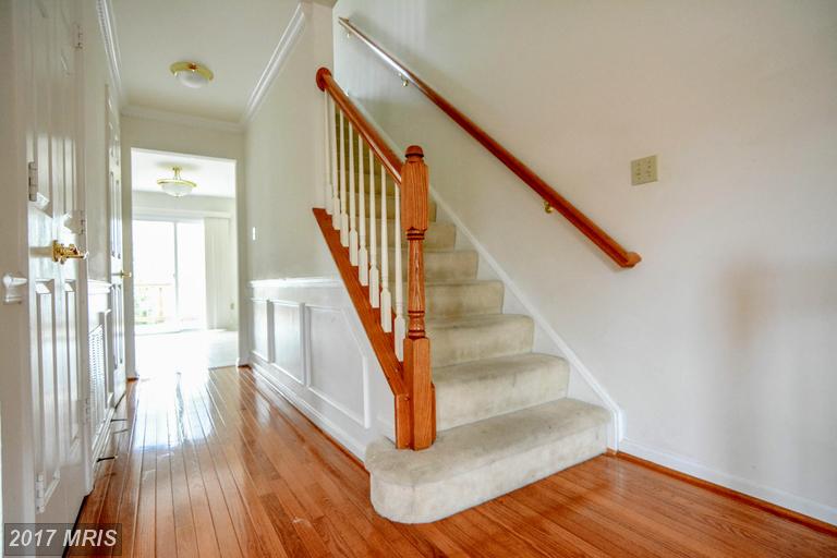 2022 PIERIS COURT, Vienna, VA 22182