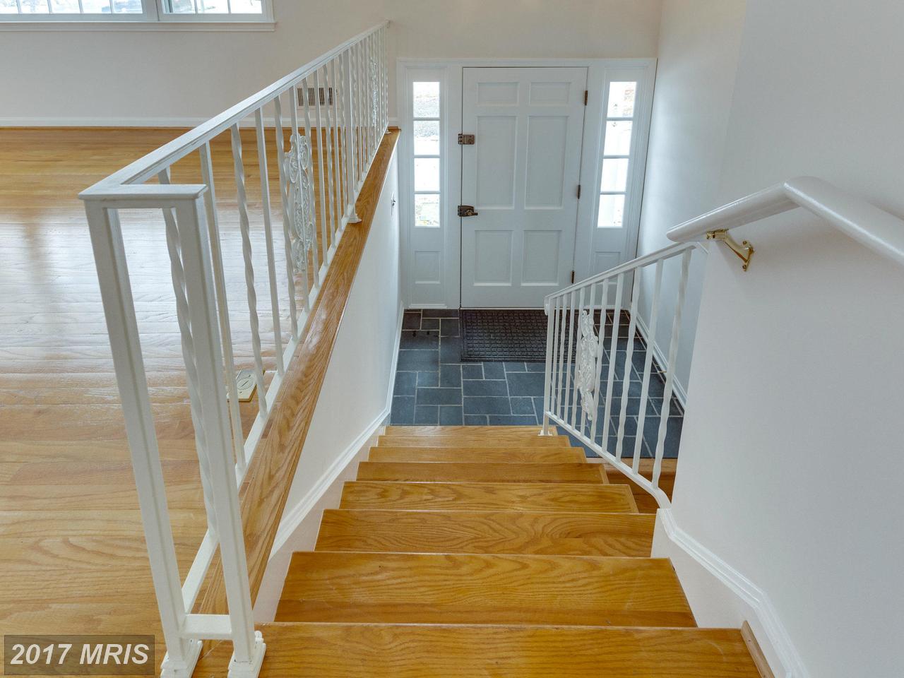 2339 CEDAR LN, Vienna, VA 22182