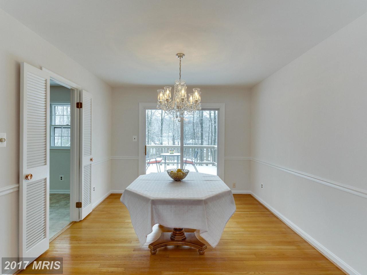 2339 CEDAR LN, Vienna, VA 22182