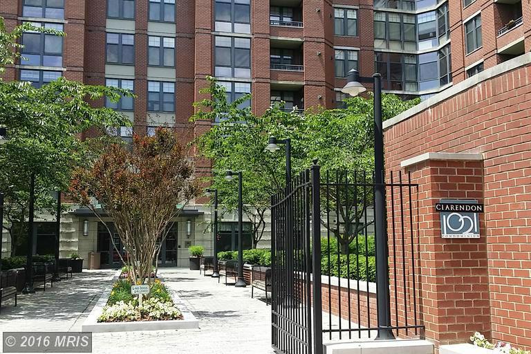 1021 GARFIELD STREET, Arlington, VA 22201