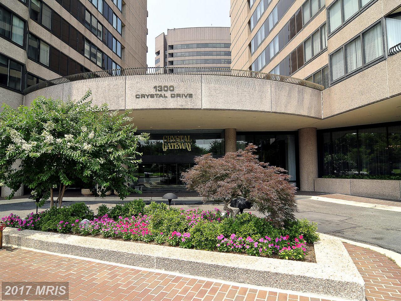 1300 CRYSTAL DR #1006S, Arlington, VA 22202