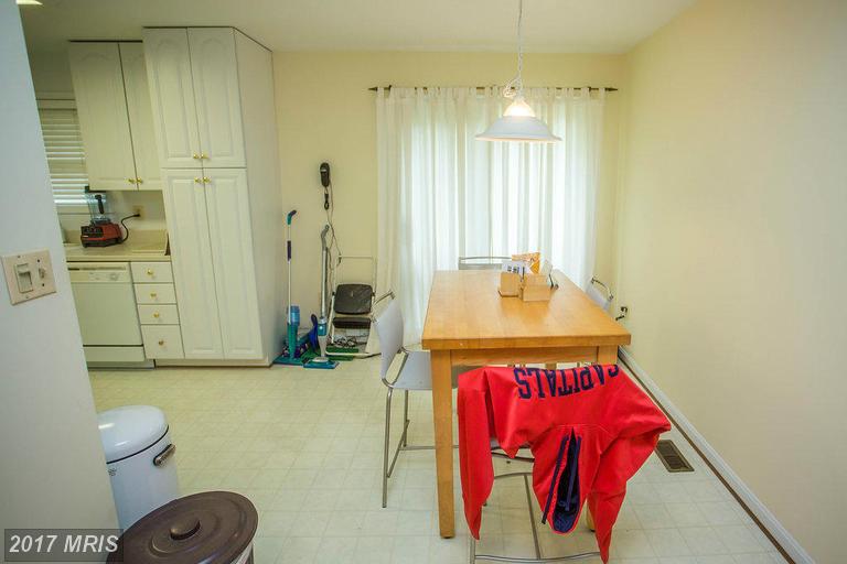 2007 DINWIDDIE STREET, Arlington, VA 22207