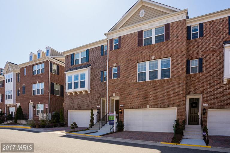 2041 BLUNT LANE, Alexandria, VA 22303