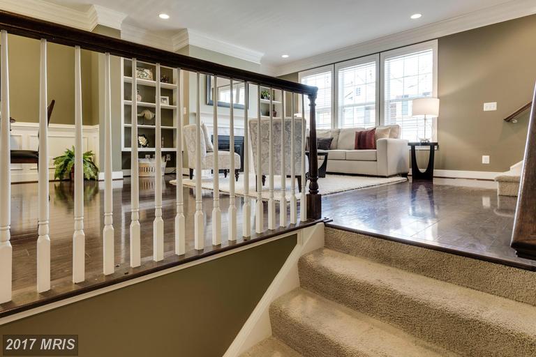 2041 BLUNT LANE, Alexandria, VA 22303