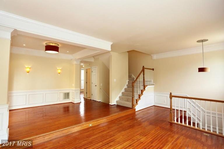 27 ARELL COURT, Alexandria, VA 22304