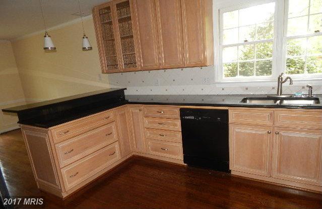 7501 MILWAY DRIVE, Alexandria, VA 22306