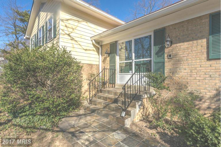 7117 FORT HUNT ROAD, Alexandria, VA 22307