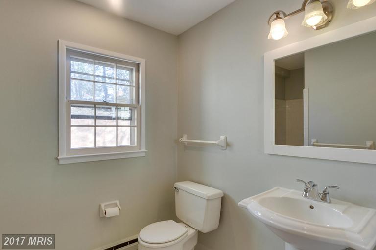 7117 FORT HUNT ROAD, Alexandria, VA 22307