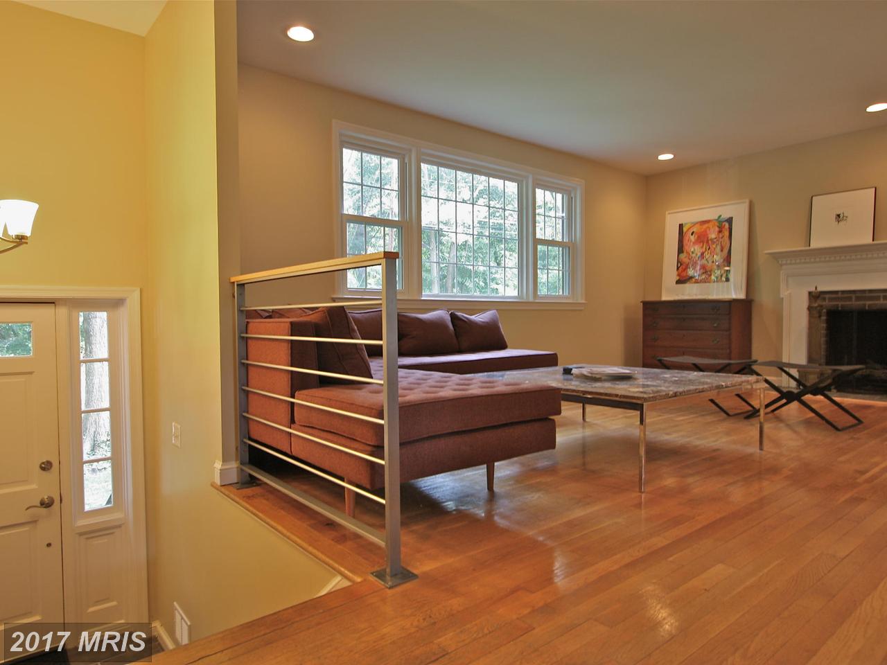 2205 PAUL SPRING PKWY, Alexandria, VA 22308