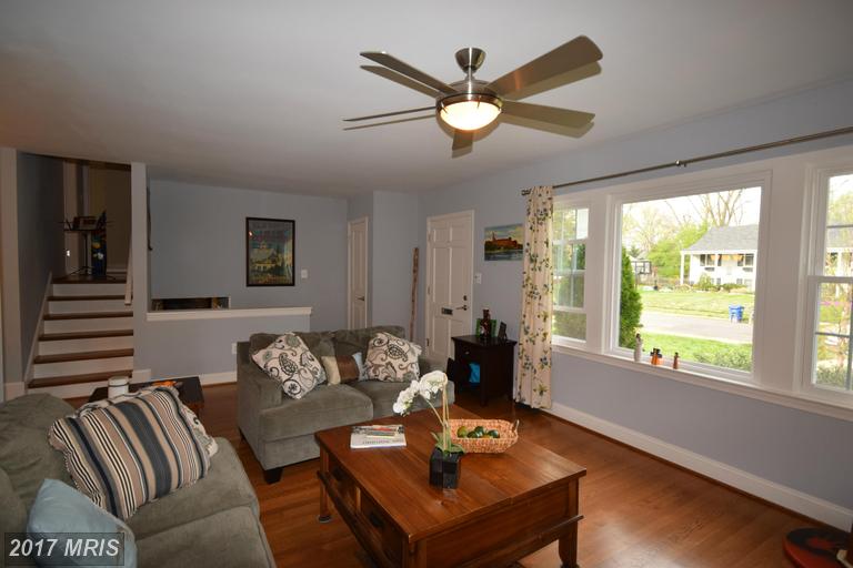1805 HACKAMORE LANE, Alexandria, VA 22308