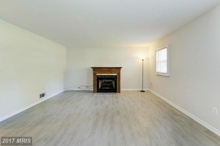 8813 FORT HUNT ROAD, Alexandria, VA 22308