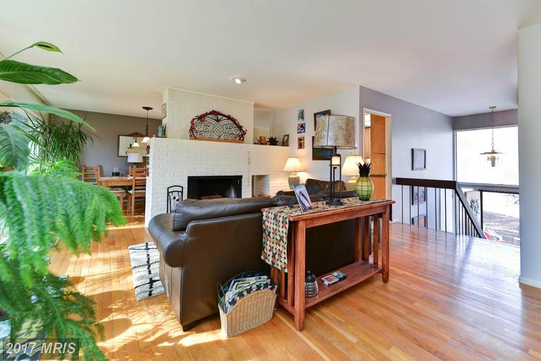 3301 WESSYNTON WAY, Alexandria, VA 22309