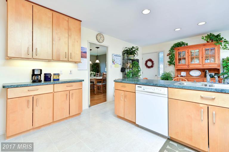 3301 WESSYNTON WAY, Alexandria, VA 22309