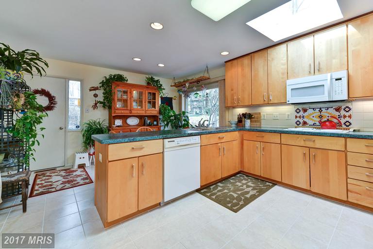 3301 WESSYNTON WAY, Alexandria, VA 22309